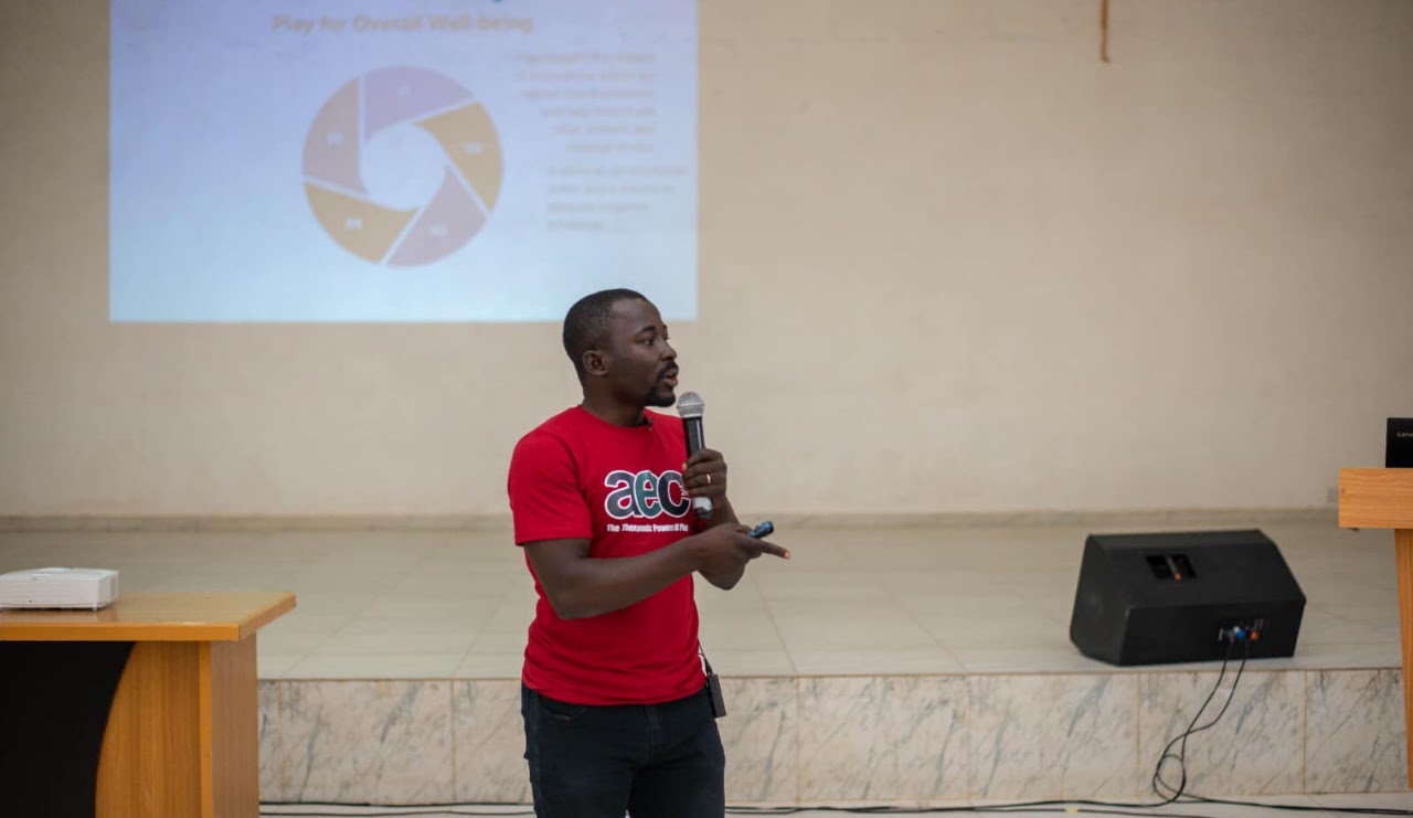 Philip Dimka facilitating a training